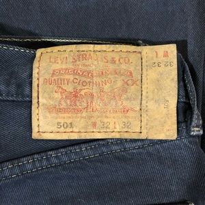 Levi 501 Jeans 32x32 with Button Fly Navy